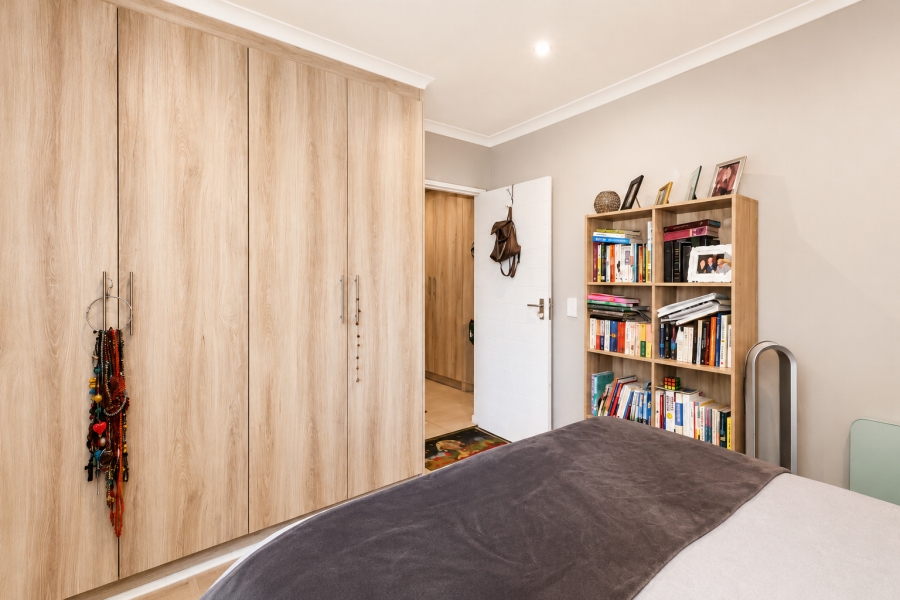 2 Bedroom Property for Sale in Table View Western Cape